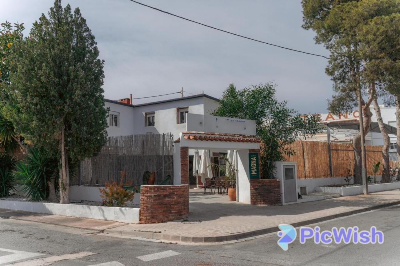 La Siesta Hostel Almarda Exterior photo